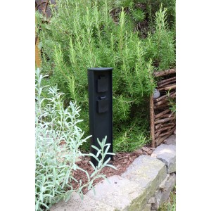 Schwarzer Eco-Light Stromverteiler-2 für den Garten, Aluminium, IP44.