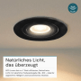 Schwarzer, dimmbarer LED Einbauspot (7W, 600lm) mit Farbwahl für Deckenmontage.