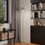 Graue EGLO LED Akku Stehlampe MANNERA-L mit Touchdimmer, kabellos und IP54 geschützt.