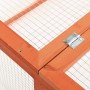 Detailansicht Kaninchenstall aus Tannenholz mit Drahtgitter und Scharnier.