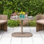Merxx Ancona Gartenmöbel-Set, 3-teilig: Tisch mit Glasplatte und zwei Sessel aus Kunststoffgeflecht.