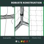 Nahaufnahme: Fußballtor-Details mit robustem Stahlrahmen, schwarzem Netz und Bodenpfählen für Stabilität. Ideal für Fußballtraining.