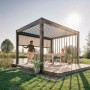 Biohort Sonnenschutzrollo elektrisch, 3 m, dunkelgrau-metallic an Terrassenüberdachung.
