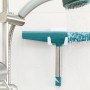 Tesa Doppelhaken Weiß mit Duschabzieher in Dusche, selbstklebend bis 3 kg.