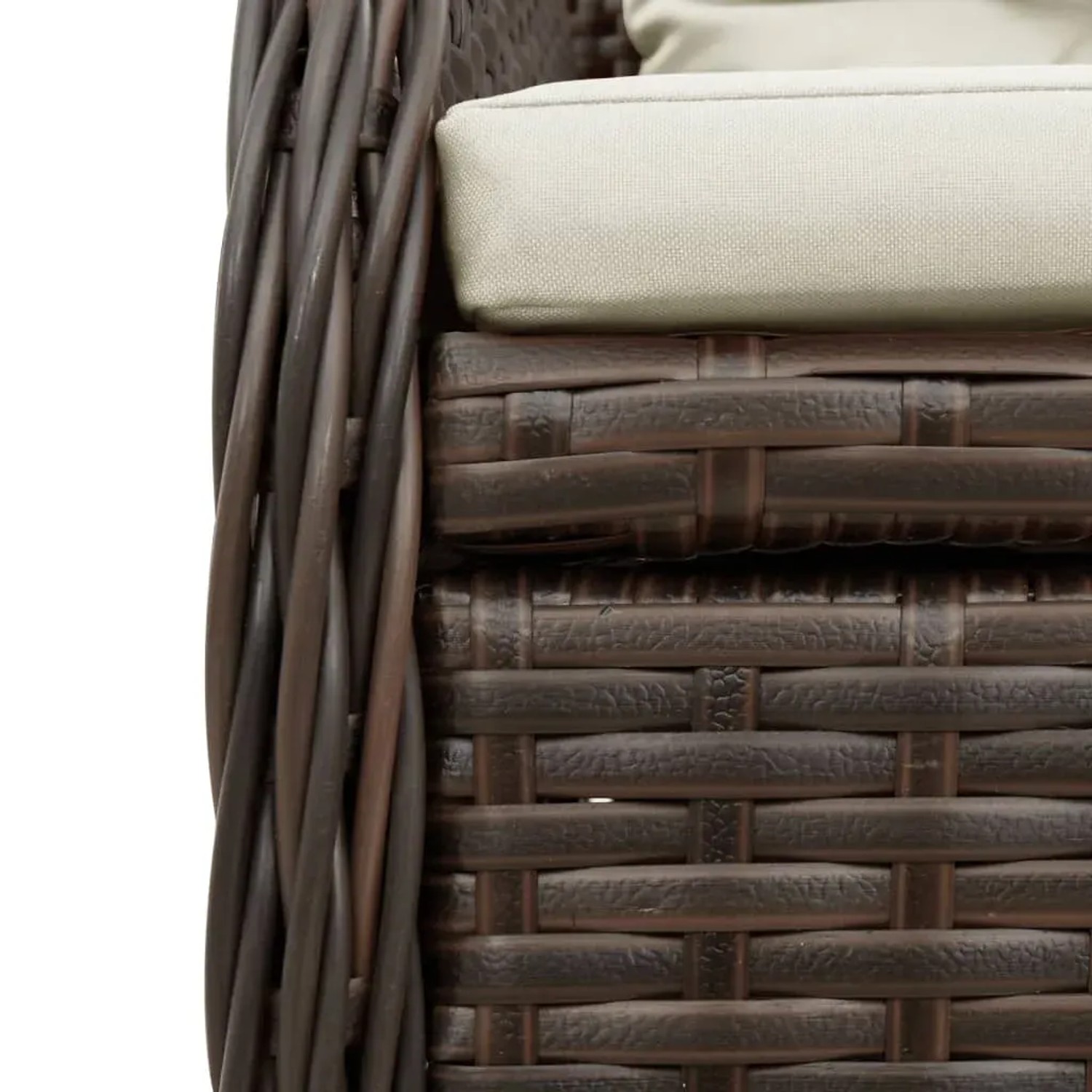 Detailaufnahme: Braune vidaXL Garten-Essgruppe aus Poly Rattan mit cremefarbenen Kissen.