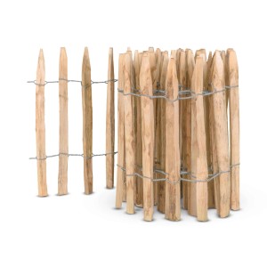 Stiltreu Staketenzaun aus Kastanie, 500x50 cm, Lattenabstand 4-5 cm. Naturzaun für Garten und Beet.