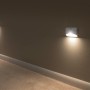 Mr.Beams MB710 Batterieleuchte mit Sensor als Nachtlicht an der Wand.
