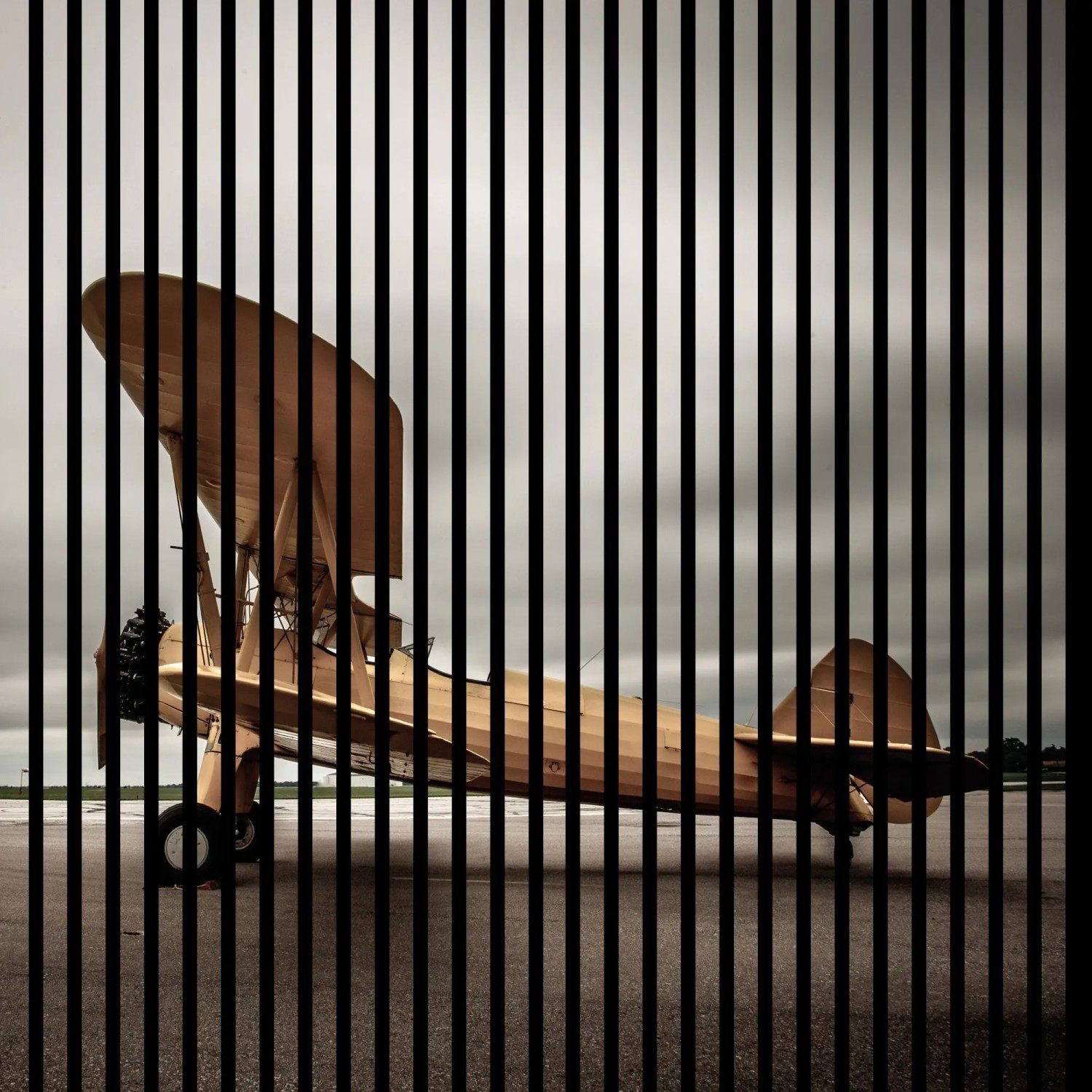 FN Acustico Akustikplatte Flieger 4 PET u. MDF Foliert 1.133 x 19 x 1.195 mm