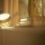 Philips Hue Smart-LED-Tischleuchte Iris White & Color Ambiance Gold_6