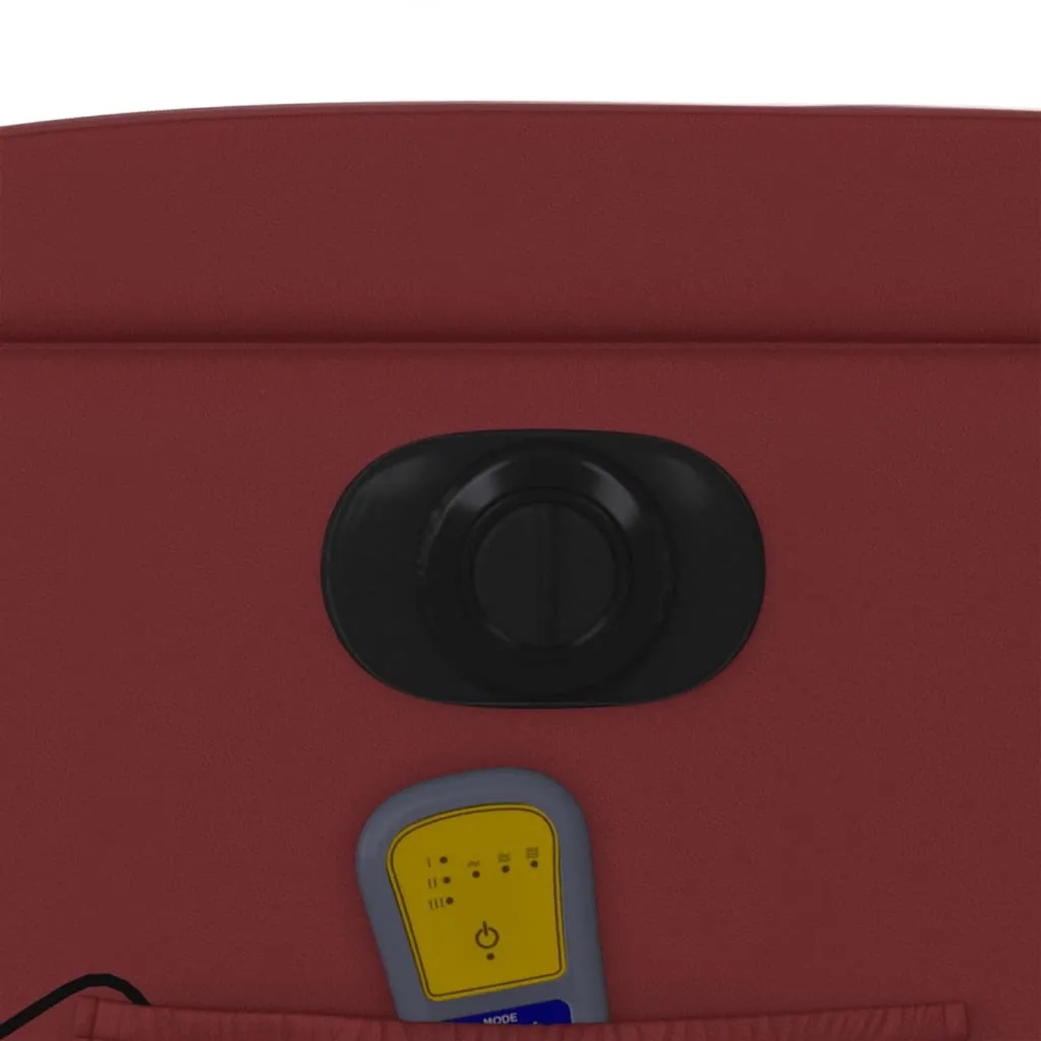 Detailansicht: Weinroter Massagesessel mit Fernbedienung und Bedienelementen.