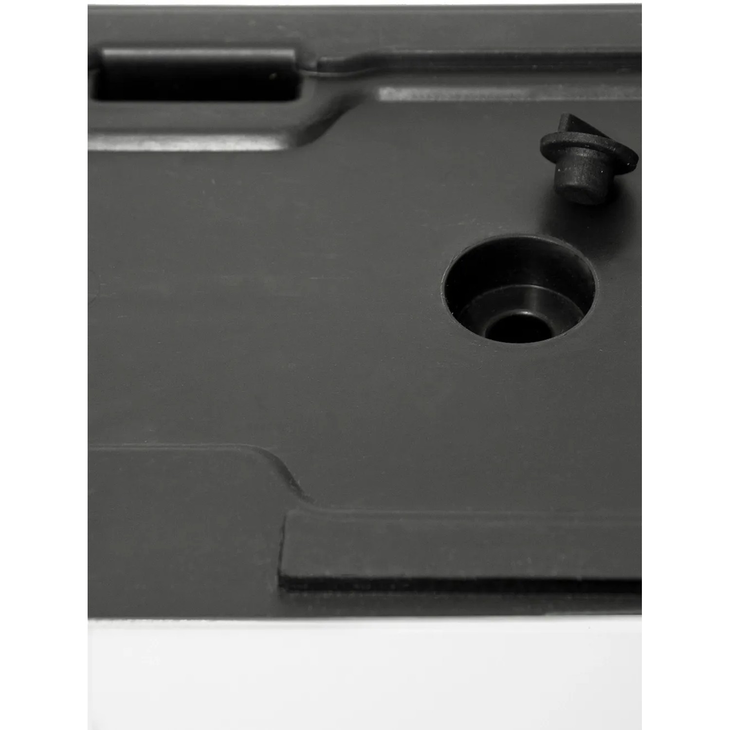 Detailaufnahme Pflanzwerk® Tub Pflanzkübel, Shiny Weiß, mit Wasserablauf und Verschluss.