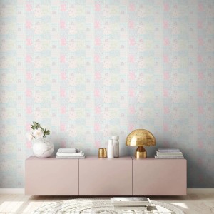 Bricoflor Vliestapete mit romantischem Patchwork Muster in Rosa, Blau und Pastellfarben.
