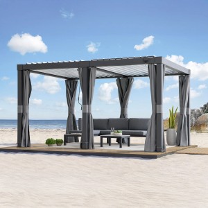 Anthrazitfarbene Sunjoy Multi-Pergola Matterhorn 306x406 cm mit Vorhängen und Möbeln.