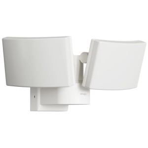 Weißer, schwenkbarer LED-Außenstrahler Cali Dos von Oktaplex mit zwei Leuchten.