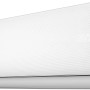 Weißes Split-Klimagerät SKG 9000-48 QC (EEK A++) für die Wandmontage.