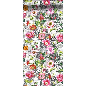 ESTAhome XXL Vliestapete mit funky Blumenmuster in Rosa, Rot, Grün, Schwarz und Weiß. Trendige, dekorative Tapete.