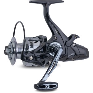 Westline Angelrolle Max Score BTR-4000 in Schwarz und Silber. Angelzubehör für Hobbyangler.