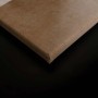 Detailaufnahme eines beigen Bricoflor Leinwandbildes in Betonoptik, Wanddekoration.