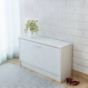 Weiße vidaXL Schuhbank Eiche 80x24x45 cm im Flur mit Teppich und Dekoration.