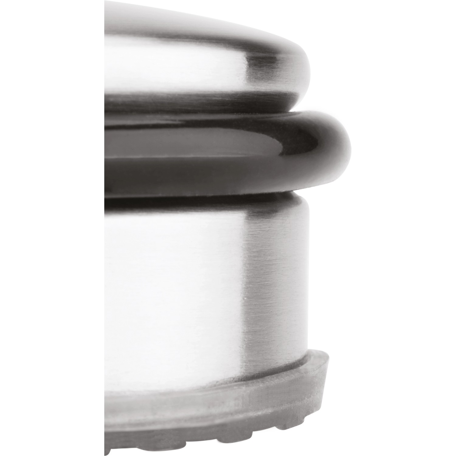 Flacher Türstopper aus Edelstahl, Ø 100 mm, Höhe 45 mm, mit Gummiring und rutschfester Unterlage.