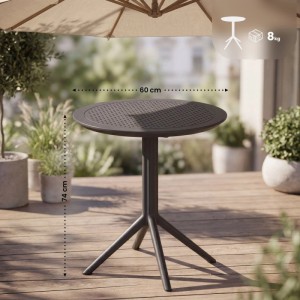 Runder, schwarzer CLP Klapptisch Sky aus Kunststoff für Garten/Balkon, 60 cm Durchmesser, 74 cm hoch.
