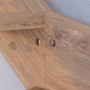 Detailansicht: StarWood Treppe Rhodos Eiche, gewendelt, mit Holz-Edelstahl-Geländer.
