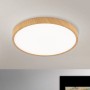 Flache LED Deckenleuchte Orion, Ø 28cm, Holzoptik, warmweißes Licht für Wohnräume.