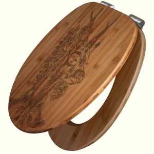 Banjado WC-Sitz aus Bambus mit Hirsch-Gravur und Absenkautomatik.