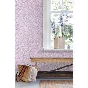 ESTAhome Vliestapete mit violettem Blumenmuster. Dekorative Tapete für stilvolle Wände im Vintage-Look.