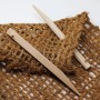 Aquagart Erdanker aus Buchenholz mit Jute-Gewebe zur Befestigung von Teichfolie.