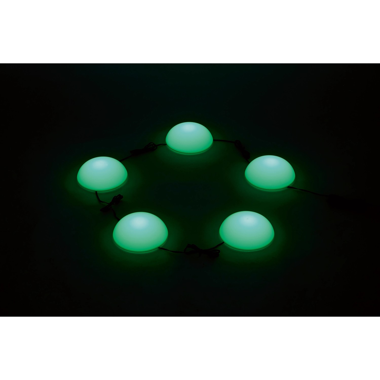 Solar-LED-Dekoleuchte Camporosso mit 5 warmweiß/RGB Halbkugeln, 6,75m lang.