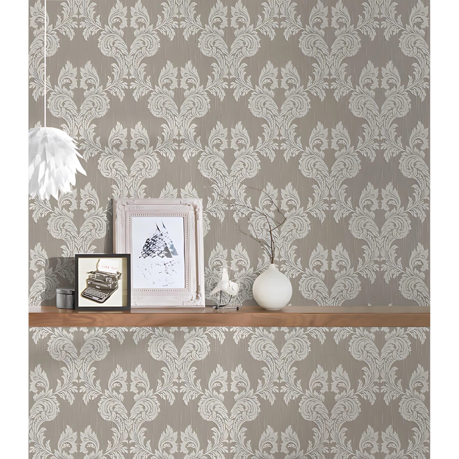 PROFHOME Textiltapete Barock, grau-beige, mit mattem Finish. Dekorative Tapete mit floralem Muster.