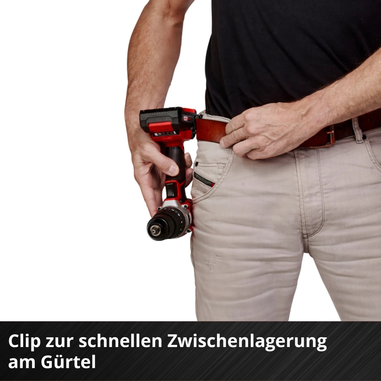 Einhell Akku-Schlagbohrschrauber am Gürtelclip zur schnellen Entnahme.