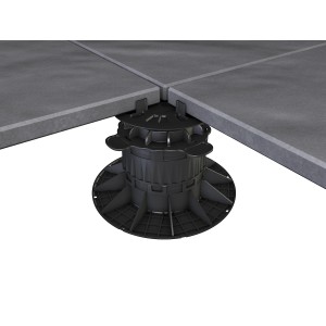 Schwarzes, verstellbares Plattenlager (470-570 mm) für Terrassenplatten zur einfachen Montage.