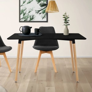 Schwarzer ML-Design Esstisch aus Holz, 120x70 cm, rechteckig, für 4-6 Personen.