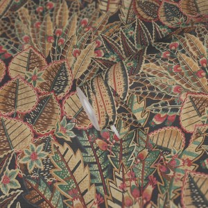 PROFHOME Vliestapete mit floralem Muster in Braun, Rot, Schwarz und Beige.