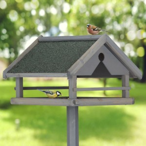 Relaxdays Vogelfutterhaus Tannenholz Grau Grün mit Ständer 120 cm x 62 cm x 55 cm 3,7 kg