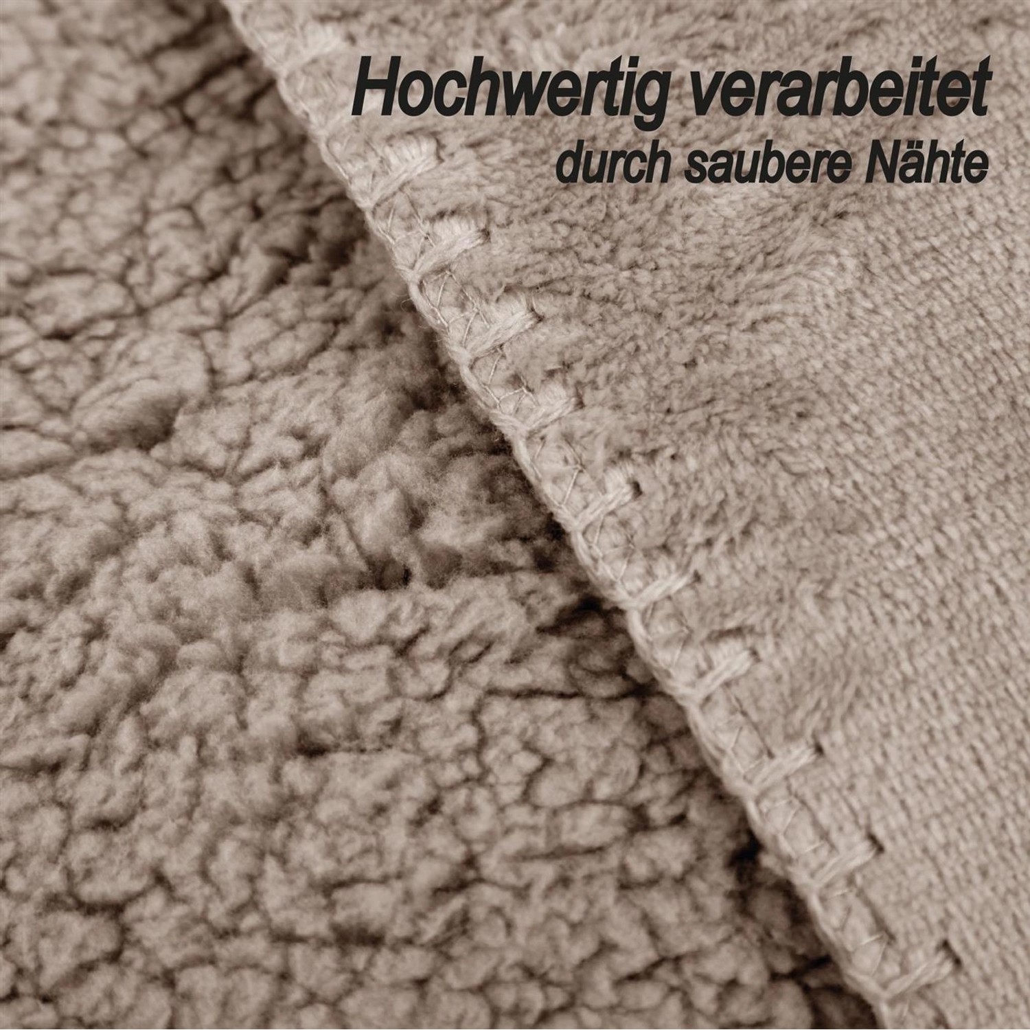 Detailaufnahme: Beige Bestlivings Kuscheldecke mit Teddy Fleece und sauberer Naht.