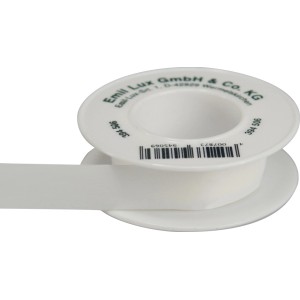 Weißes Gewindedichtband (12mm x 12m) auf Spule zur Abdichtung von Rohrverbindungen.