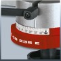 Detailaufnahme: Einhell GC-CS 235 E Sägekettenschärfgerät mit Schleifwinkelskala für präzises Schärfen.