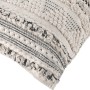 Dekoratives Kissen „Ancient Secrets“ (43x43 cm) in Off-White und Schwarz mit Muster.
