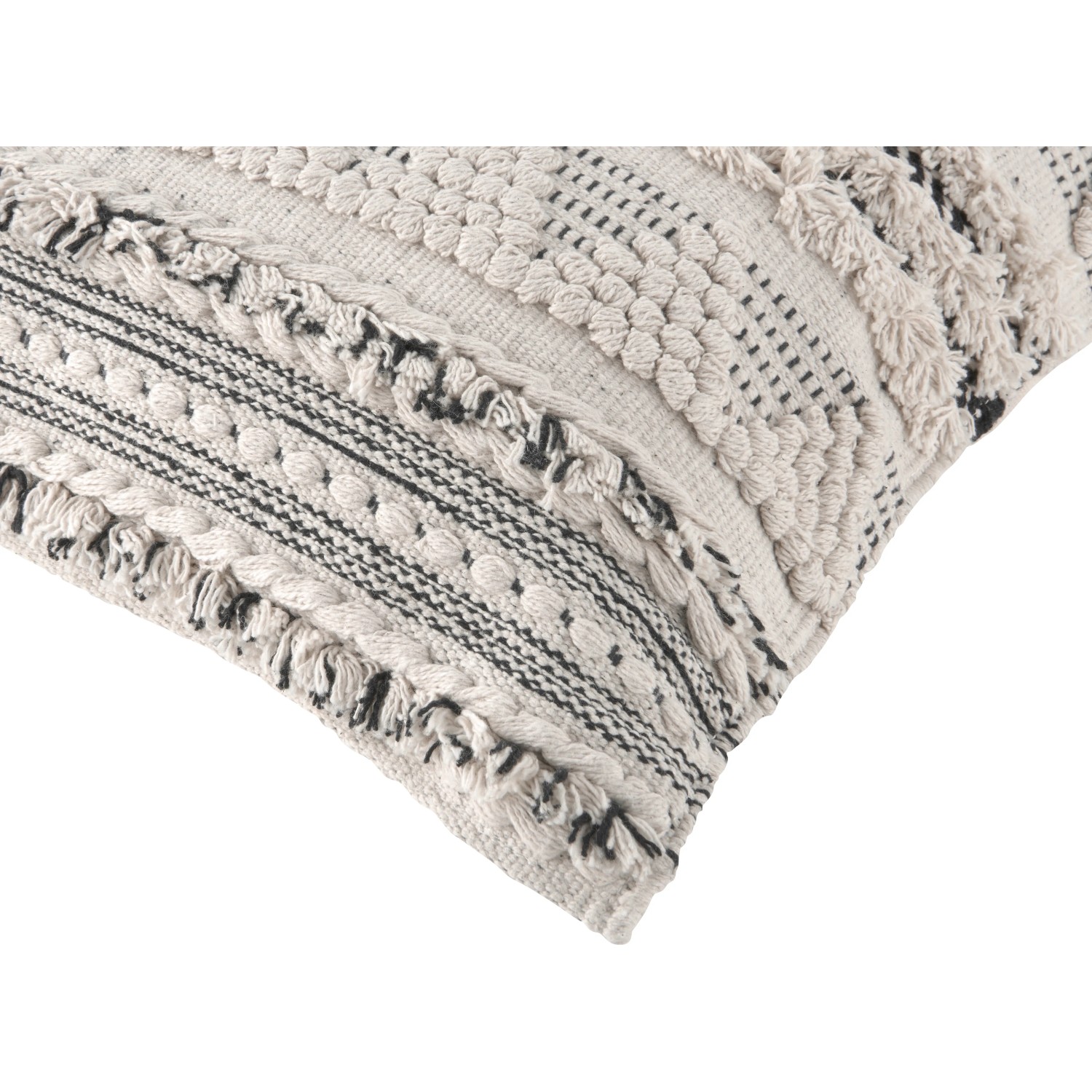 Dekoratives Kissen „Ancient Secrets“ (43x43 cm) in Off-White und Schwarz mit Muster.