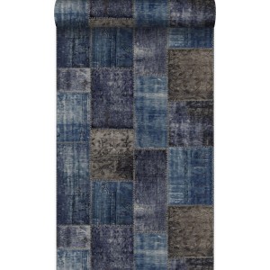Dekorative Vliestapete Kelim-Patchwork in Taupe und Blau. Rolle mit strukturierten Rechtecken für stilvolle Wände.