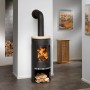 Justus Kaminofen Faro 2.0, Stahl schwarz/Sandstein beige, 6 kW, mit Holz im Stauraum.