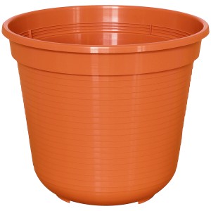 Terracottafarbener Geli Blumentopf Standard, Ø 20 cm, aus robustem Kunststoff.