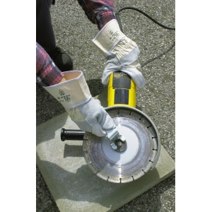 LUX Stirnlochschlüssel 30 mm im Einsatz an einem Winkelschleifer, Zubehör für Handwerker.