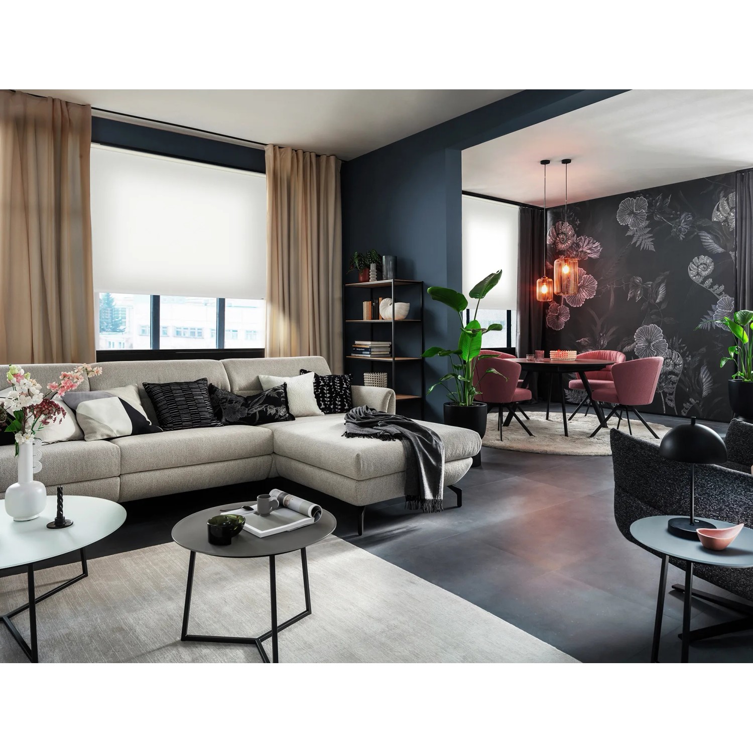 Schöner Wohnen Tageslicht-Rollo Tizia, 45x150 cm, Weiß im modernen Wohnzimmer.