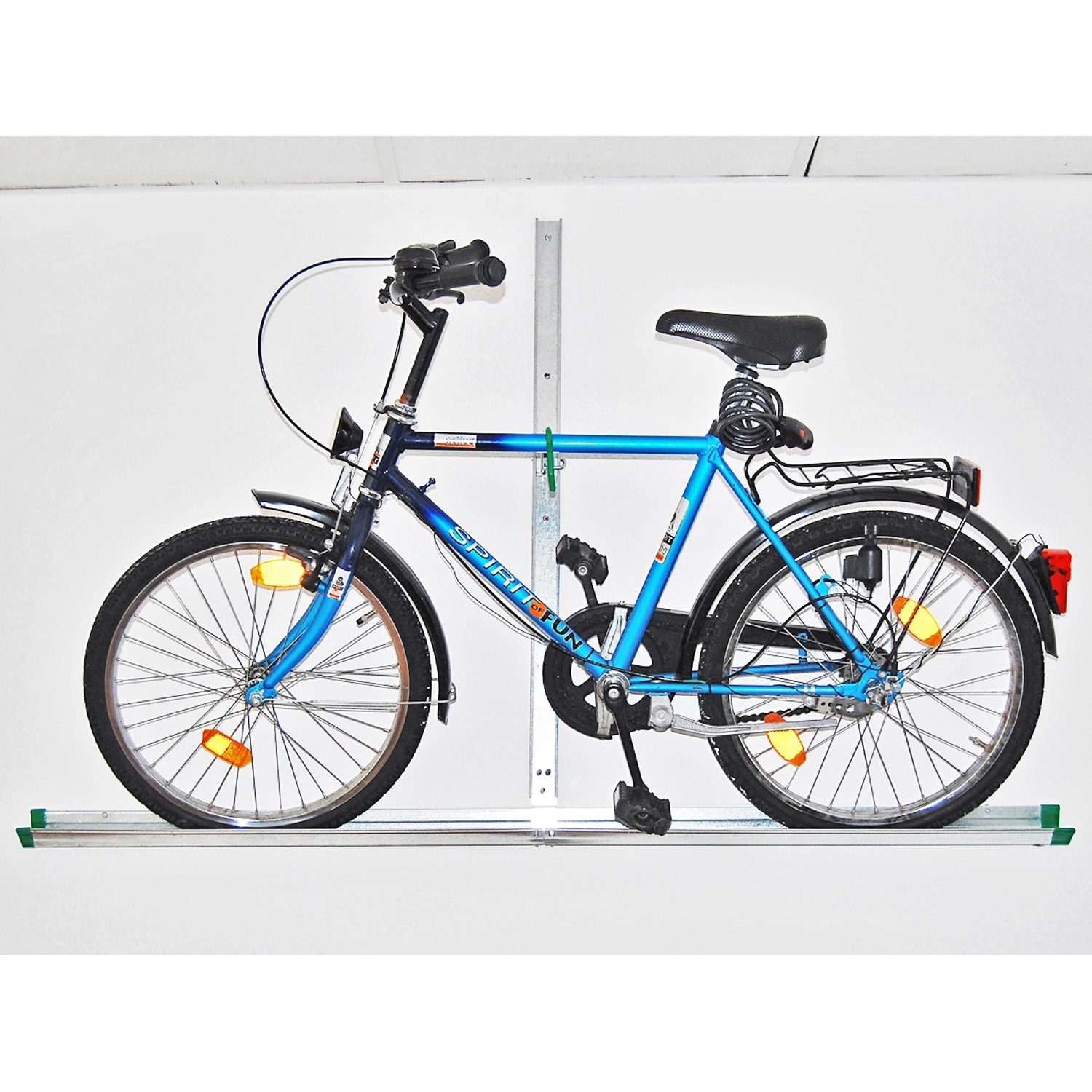 Eufab Fahrrad Wandhalter mit Schiene, silberfarben, zur platzsparenden Aufbewahrung.