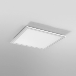 Quadratische, weiße Ledvance Smart+ WiFi Panelleuchte Planon Plus mit Farbwechsel an der Decke.