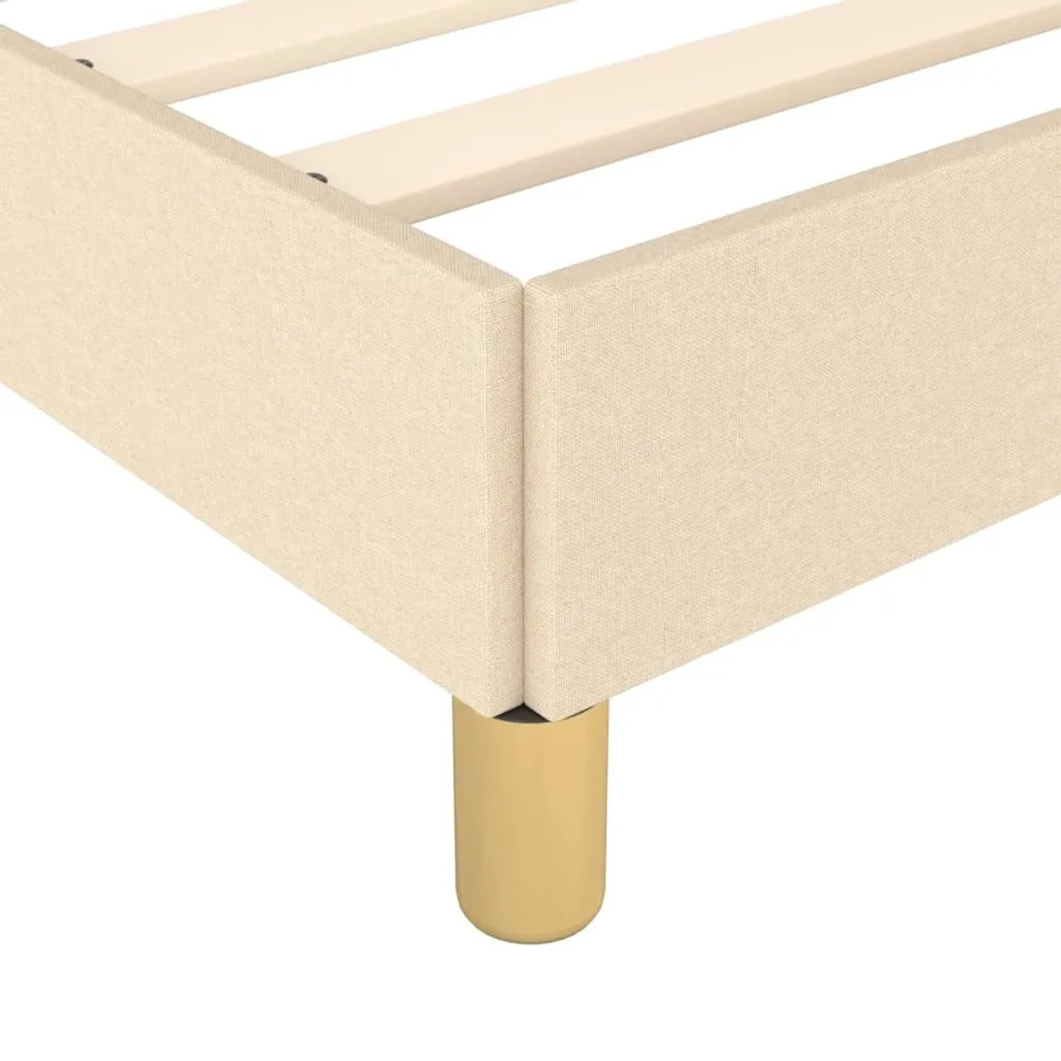 Detailansicht: Creme-farbenes Stoff-Bettgestell mit goldenen Füßen.